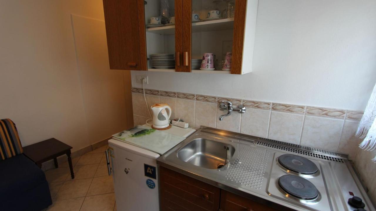 Apartments Trupec Malinska Exterior foto