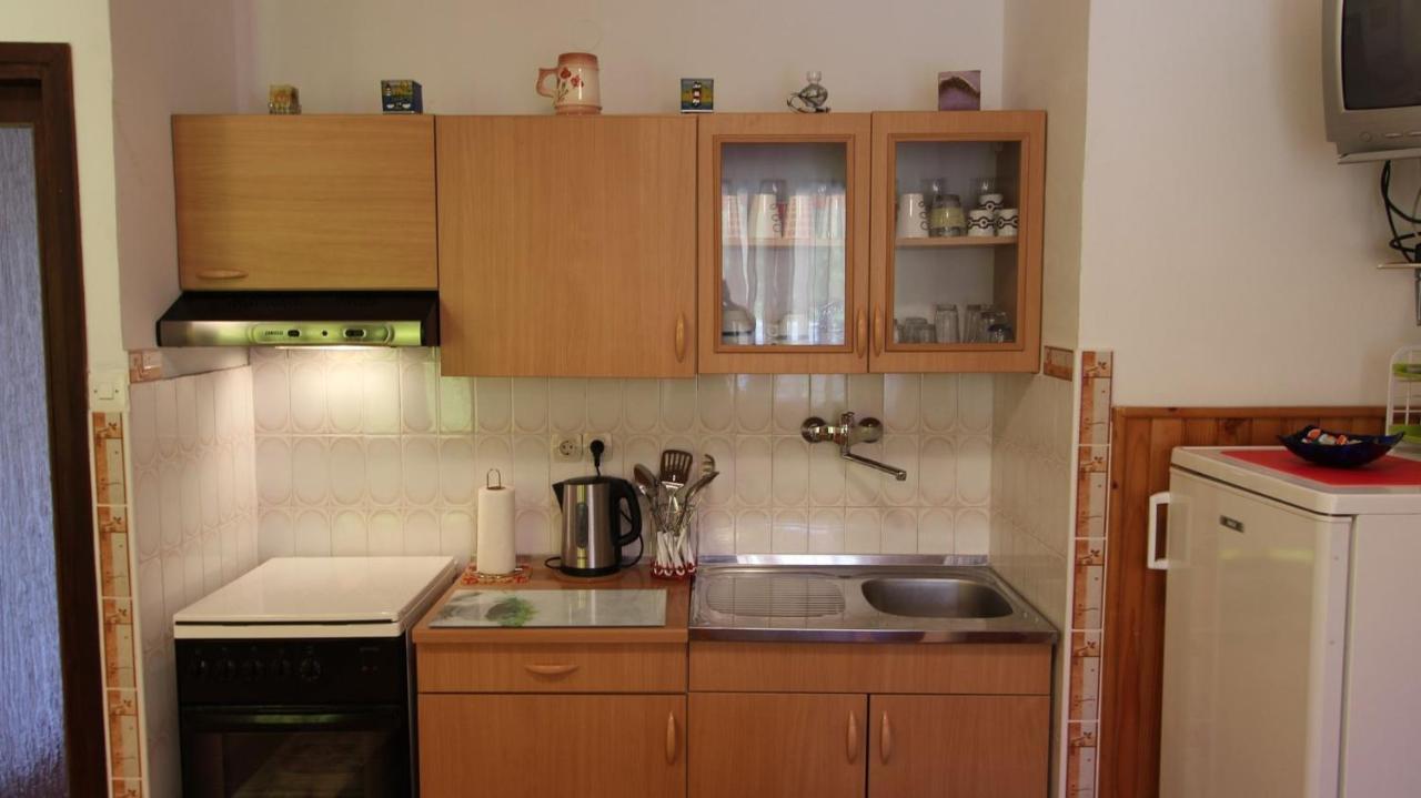 Apartments Trupec Malinska Exterior foto